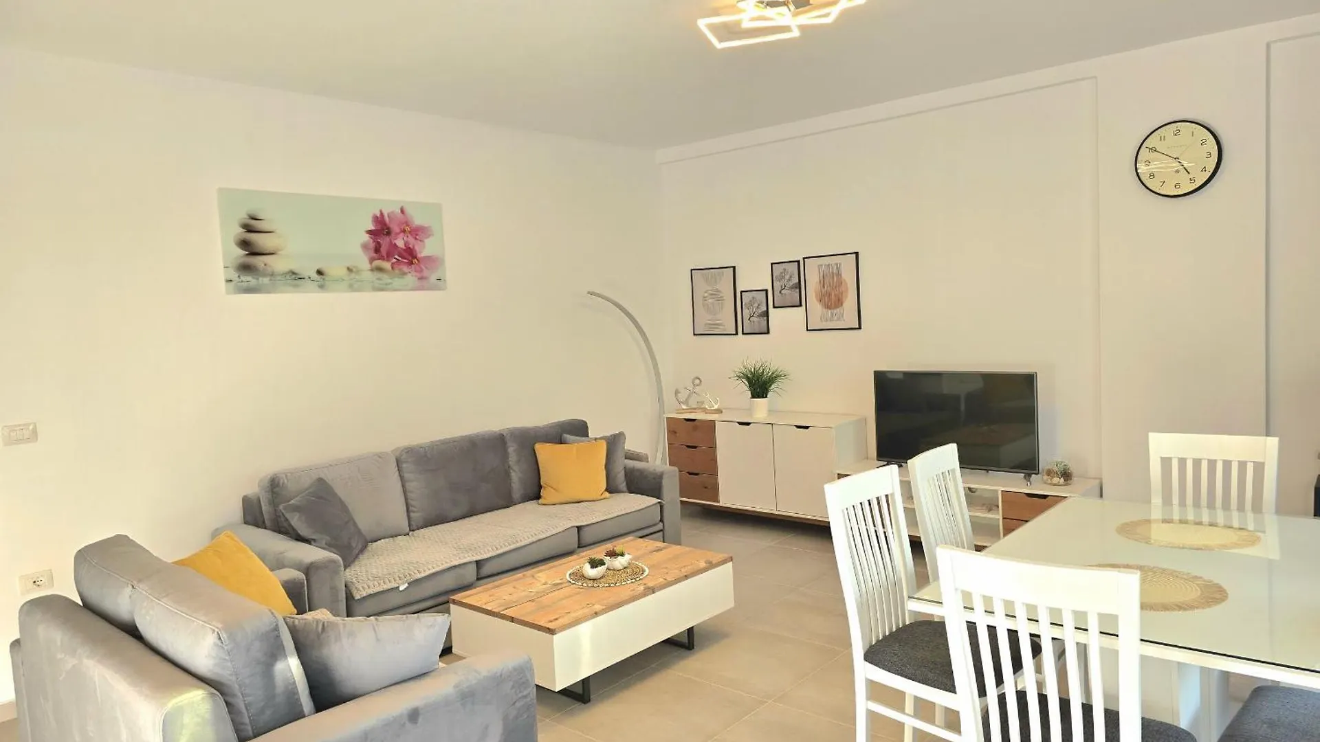 Lalzit Bay Hideaway 299 Lejlighed Plazhi San Pietro 0*,  Albanien