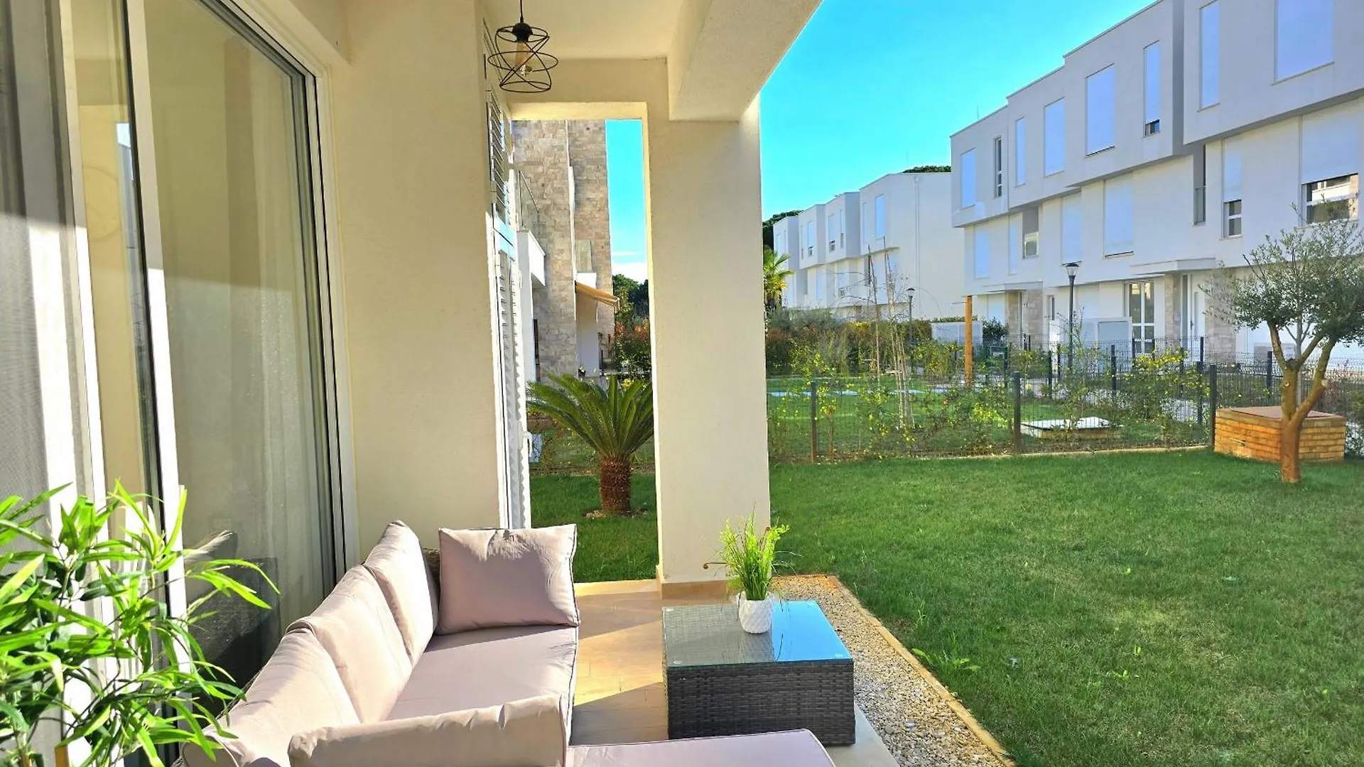 Lalzit Bay Hideaway 299 Lejlighed Plazhi San Pietro Albanien